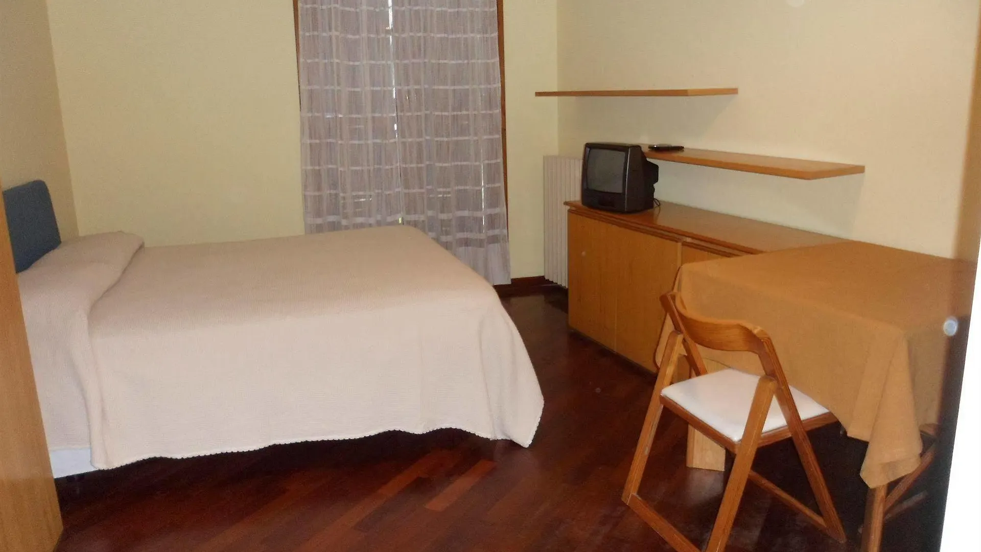 Hotel Ristorante Vapore Faggeto Lario Włochy