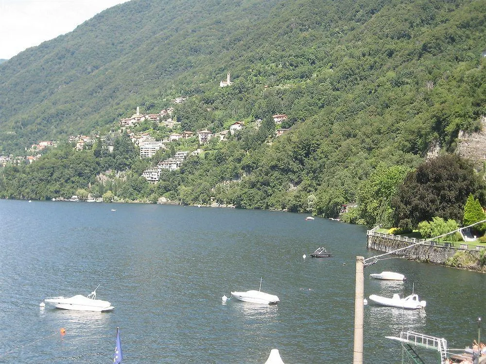瓦波雷餐厅酒店 Faggeto Lario